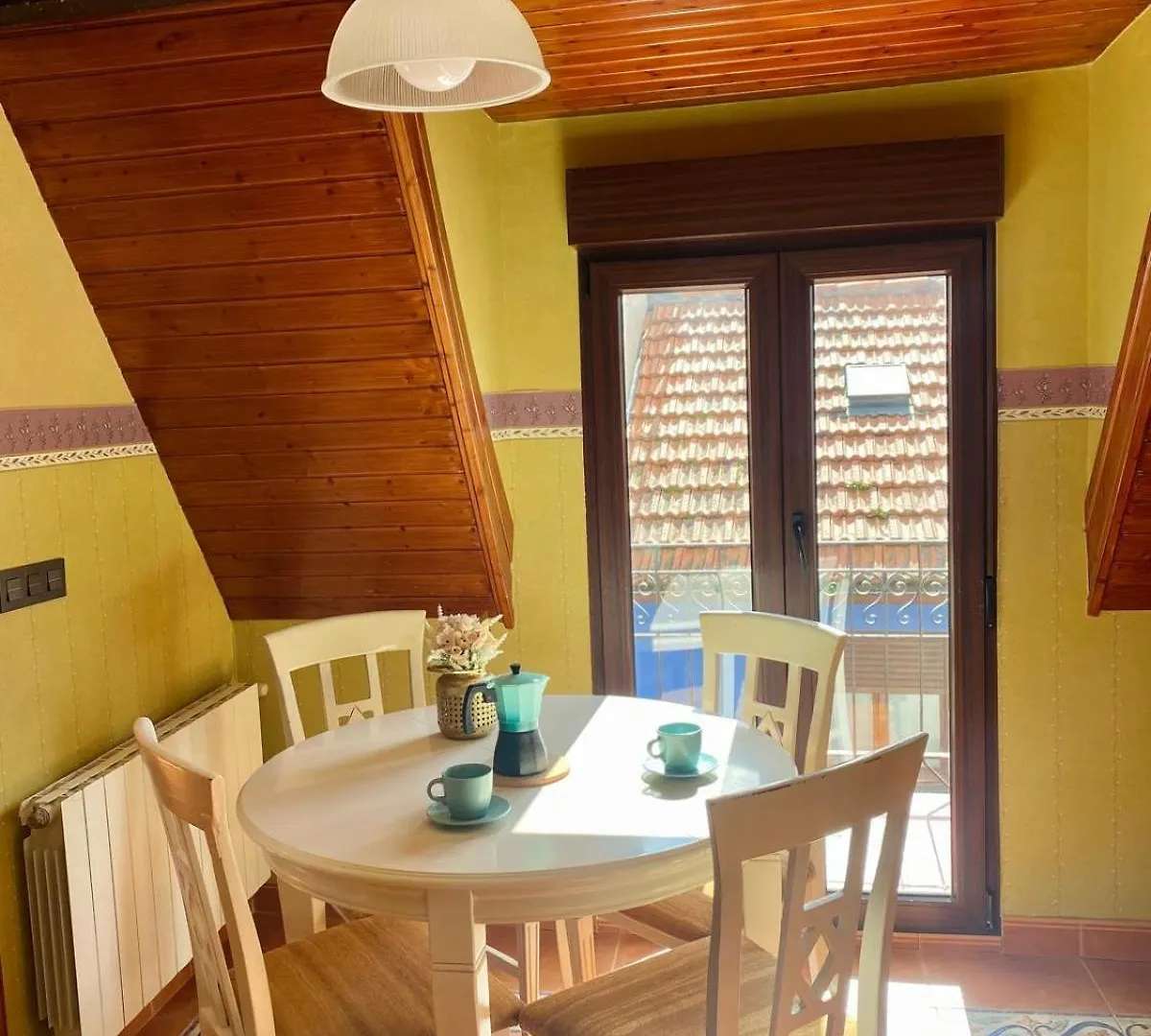 Apartment Lore Etxea Precioso Apartamento Soleado Y Con Vistas Mar Y Montana Bermeo